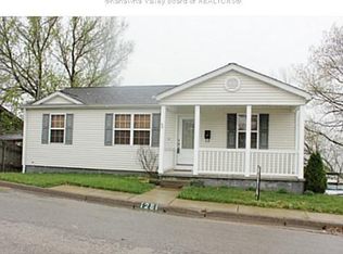 1281 Highland Dr, Saint Albans, WV 25177