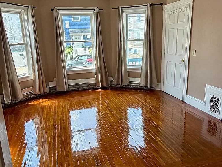 185 Althea St #1 — Photo 1