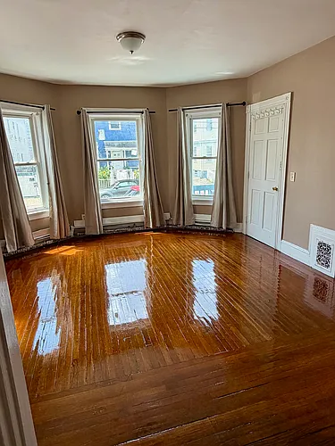 185 Althea St #1 Photo 1
