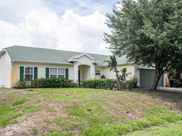 1910 Basinger Ave SW, Palm Bay, FL 32908