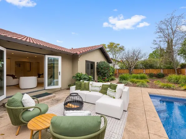 16774 La Placita, Sonoma, CA 95476