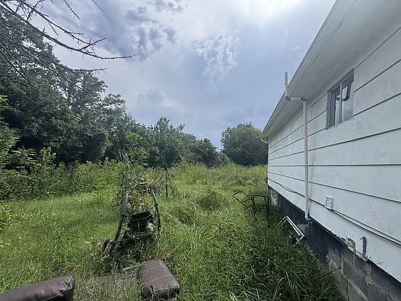5th image of 4116 McComas Rd