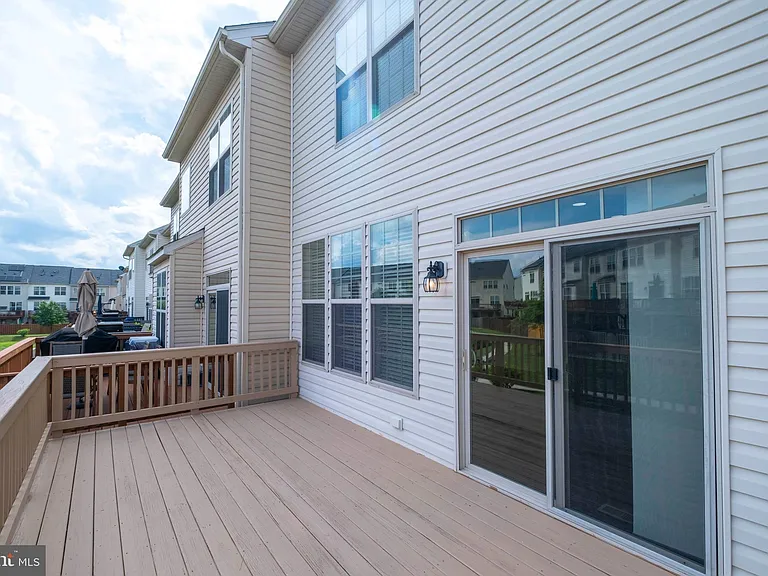 4731 Cambria Rd — Photo 48