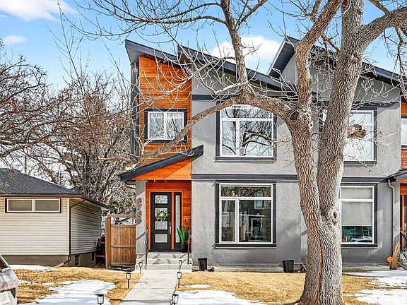 2nd image of 3736 W 44th St SW