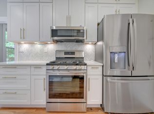 5112 Connecticut Ave NW APT 211, Washington, DC 20008