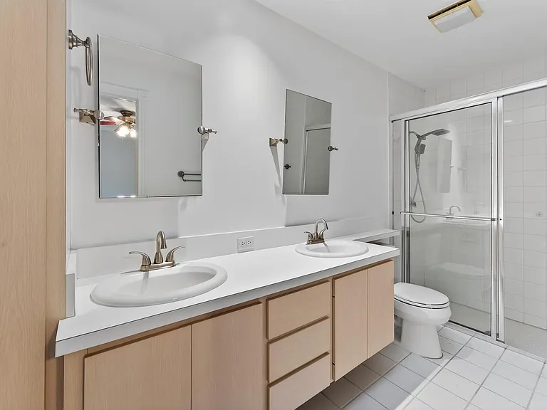 304 Sun Terrace Ct — Photo 32