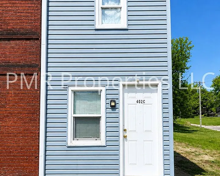 402 S 15th St — Photo 1