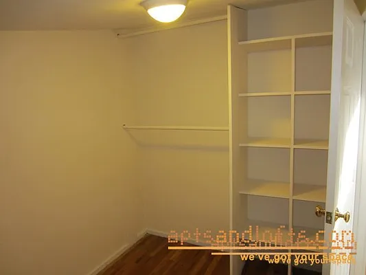 Rented by aptsandlofts.com | media 19
