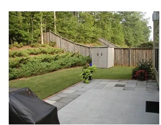 Building Photo - 390 Wittenridge Ct