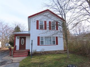9 Huff St, Waterloo, NY 13165