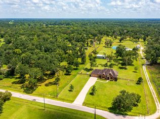 5745 County Road 823, West Columbia, TX 77486