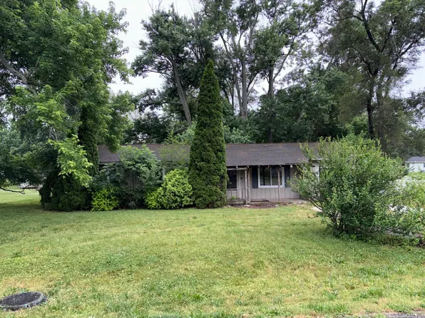 43 Corman Ct, Decatur, IL 62521