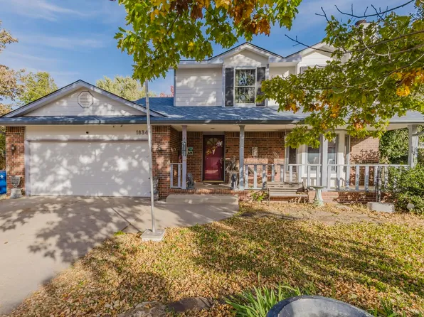 1834 S Red Oaks St, Wichita, KS 67207
