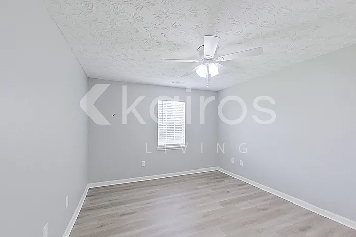 110 Fawn Dr — Photo 8