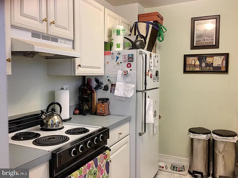 610 Madison St #205 — Photo 3