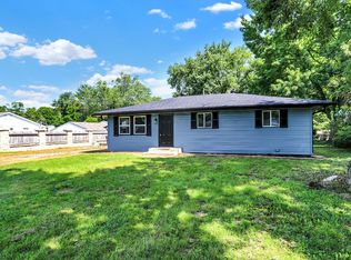 4522 W Runyon Lake Dr, Greenwood, IN 46143