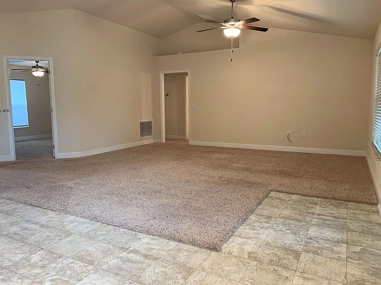 3273 SW Rosser Blvd — Photo 11