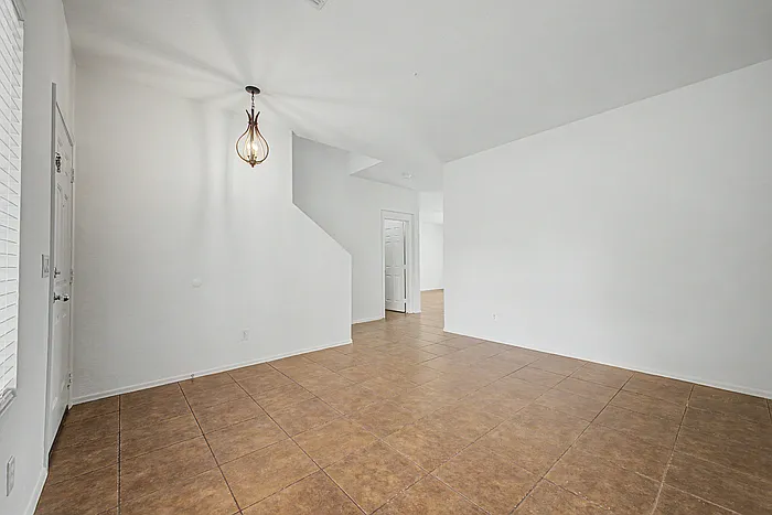 14165 W Crocus Dr — Photo 12