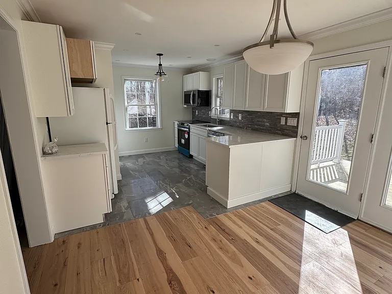 203 Boston Post Rd — Photo 7
