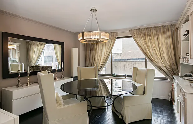 Rented by Avenue Real Estate | media 12