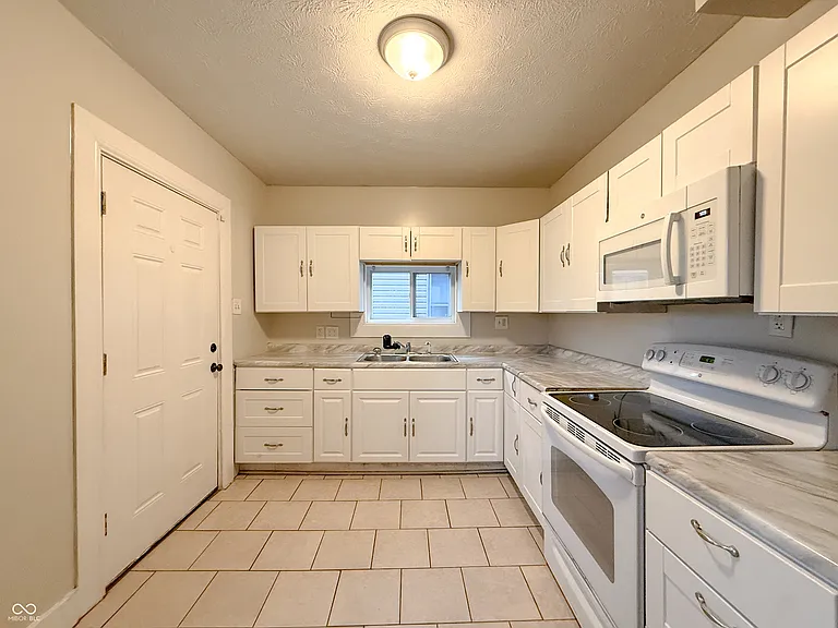 232 N Rural St — Photo 8