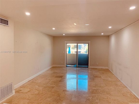 5th image of 6815 Edgewater Dr APT 105