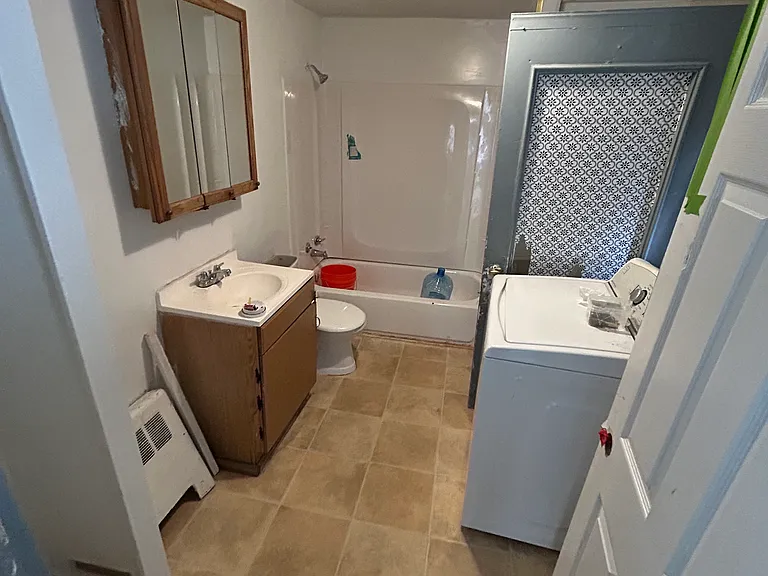 29 Halifax St #1 — Photo 4
