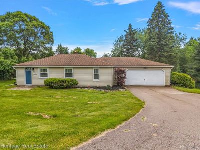 5125 Clarkston Rd, Clarkston, MI, 48348