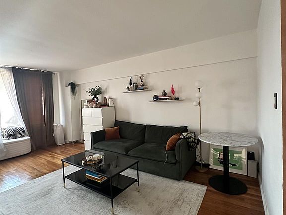 5th image of 50-15 39th Street #5C