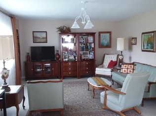 15 Strathmore Blvd #15, Sarasota, FL 34233