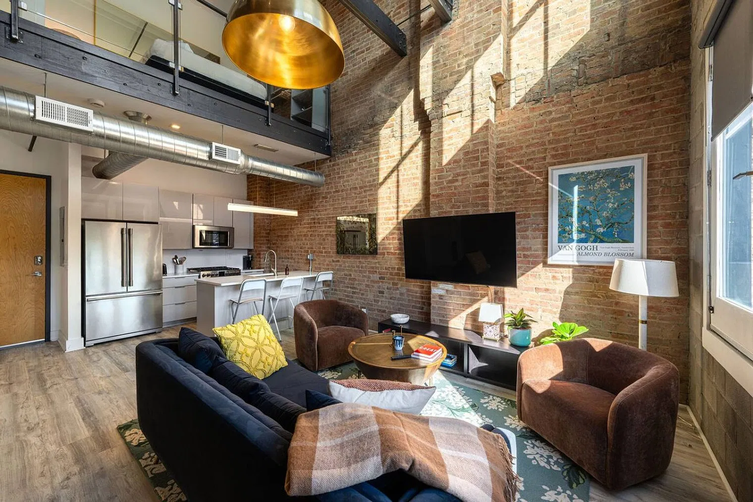 1 bed, 1.0 bath, $2,618 — Photo 3