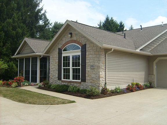 4th image of 245 Heritage Point