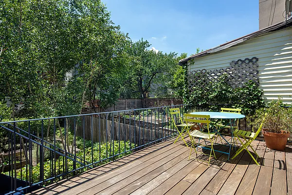 Sold by Douglas Elliman | media 5