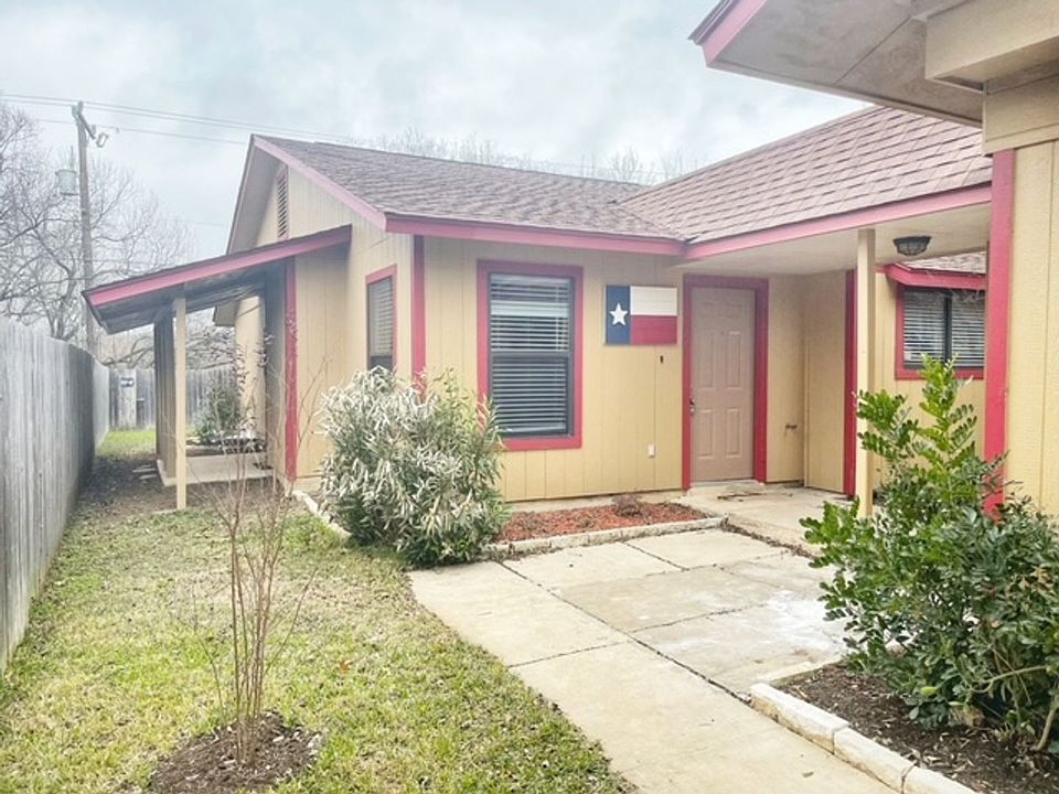 1st image of 11755 Country Springs St