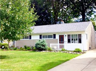 38274 Dolores Dr, Eastlake, OH 44095
