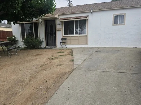 1206 Crawford St, Bakersfield, CA 93305