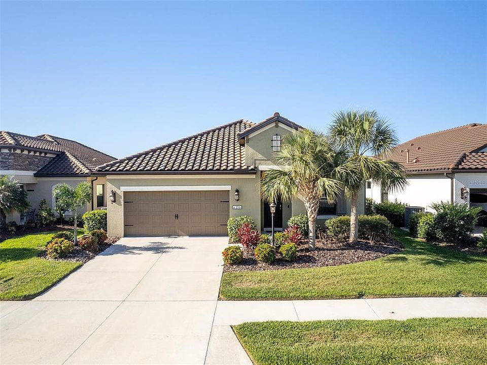 1st image of 216 ROSOLINA COURT