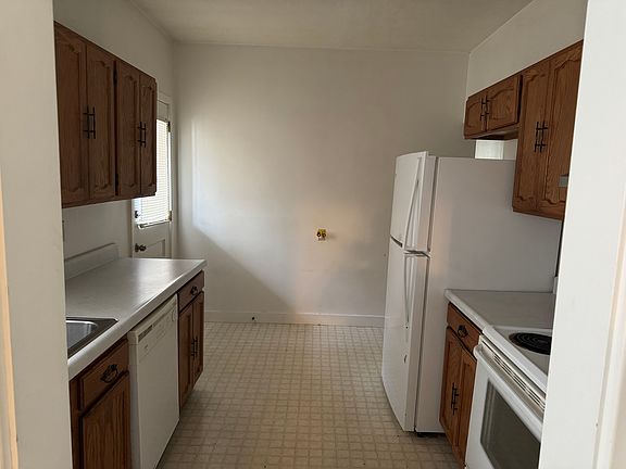 3rd image of 203 E Patterson Ave #3