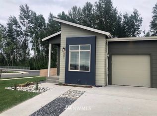 901 One Sunseeker Ln, Bellingham, WA