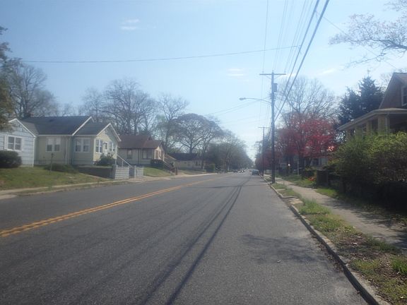 4th image of 253 E Wyoming Ave