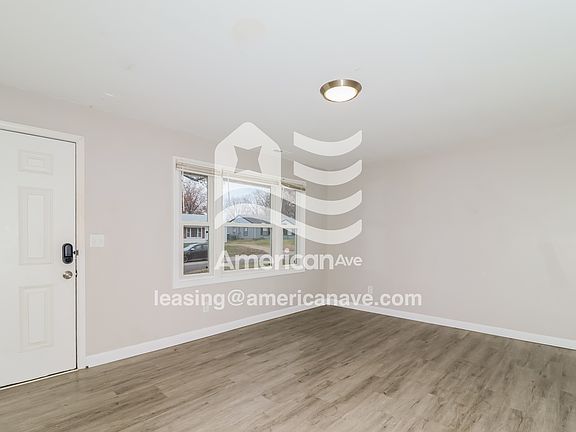 3-Living Room