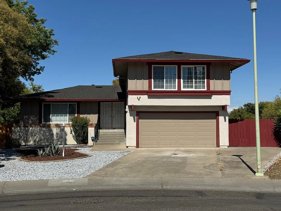 7347 Patero Circle photo 1