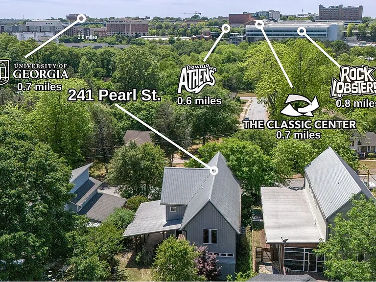 241 Pearl St — Photo 1