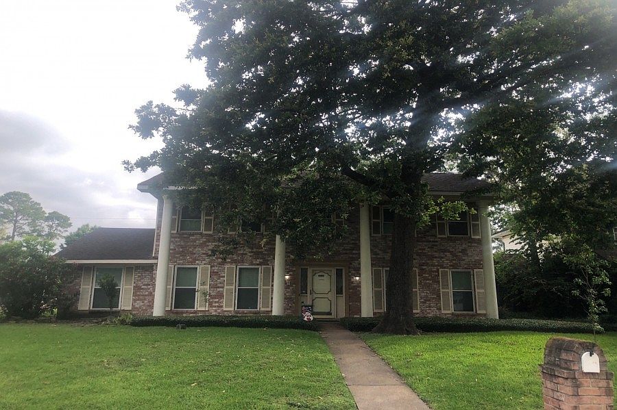 1st image of 4830 Bayou Vista Dr
