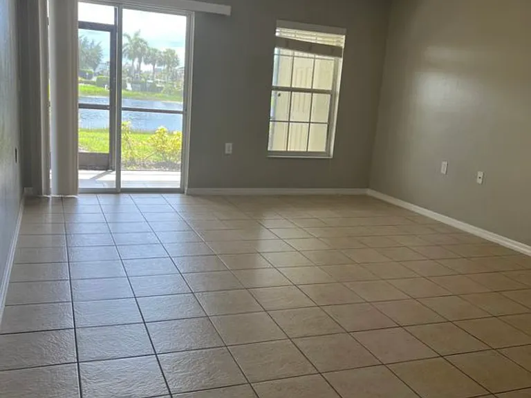 9081 Gervais Cir #806 — Photo 7
