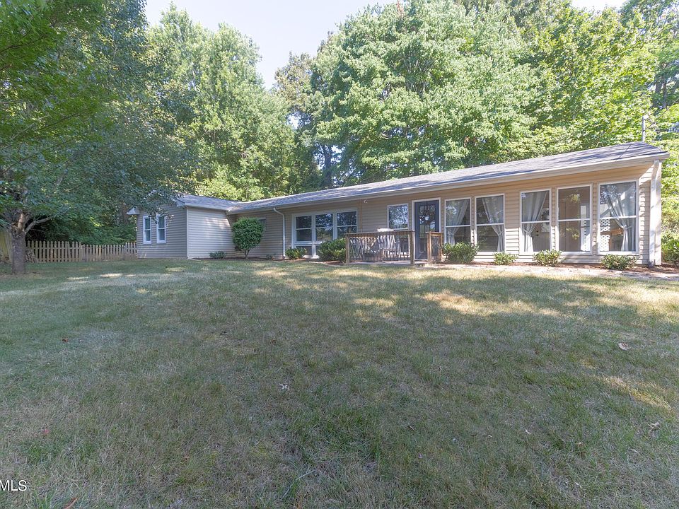 1st image of 1301 Gatewood Ln