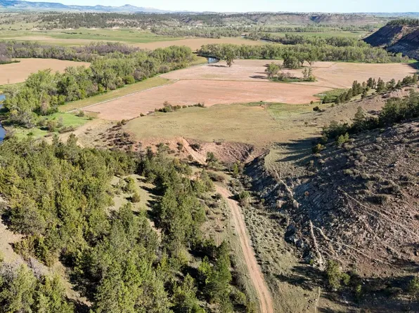 Nhn Tongue River Rd, Ashland, MT 59003