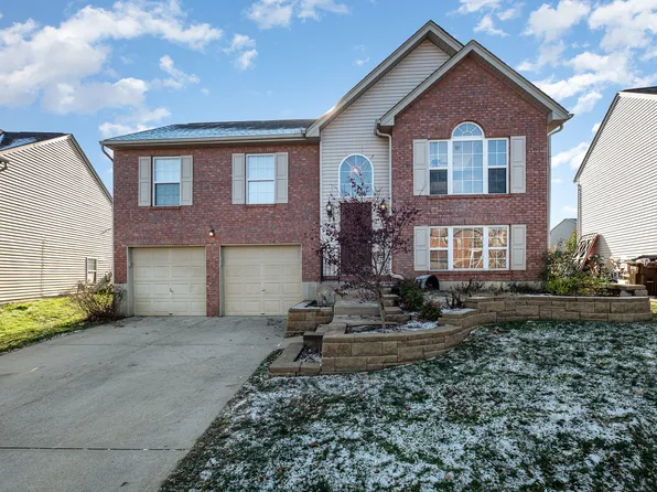 2835 Whitney Ln, Hebron, KY 41048