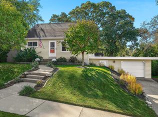 1004 Green St, Onalaska, WI 54650