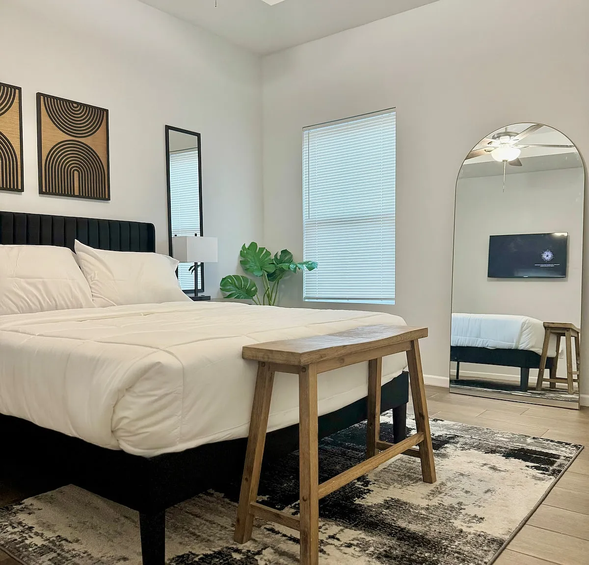 1 bed, 900 sqft, $1,700 — Photo 3